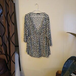 Apt 9 women's abstract print blouse Size 2X